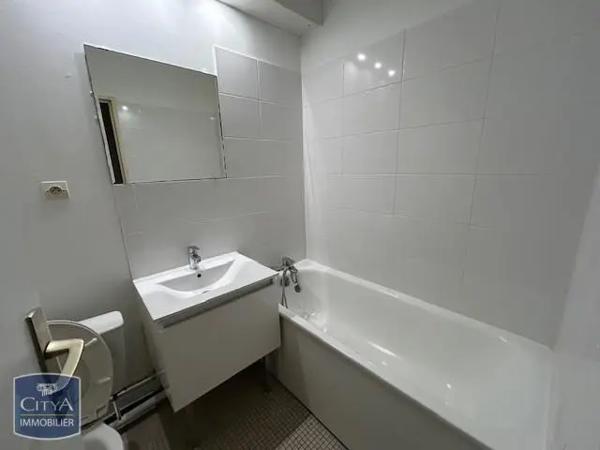 Appartement à louer 1 pièce 39.1m²