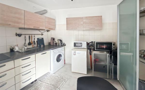 Appartement à vendre    1 pièce • 37,01 m2 Nice