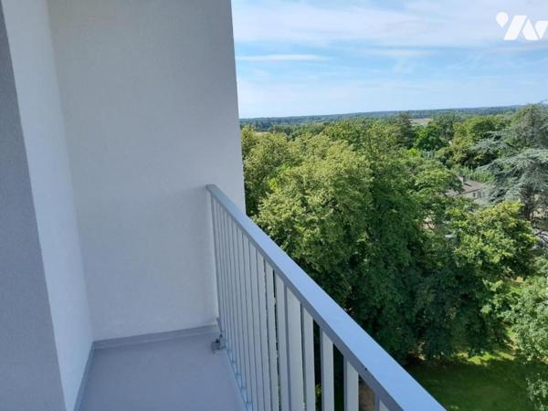 LA-CHAPELLE-ST-MESMIN - DANS RESIDENCE - APPARTEMENT T4 (77m²) - AIRE DE STATIONNEMENT COLLECTIVE- 