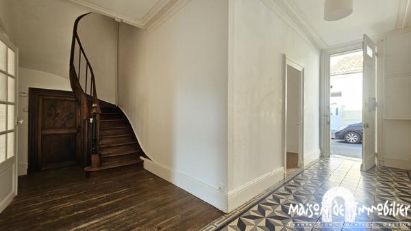Location Maison de ville - 4 chambres - 116m² - Jardin - COGNAC Quartier Jardin Public