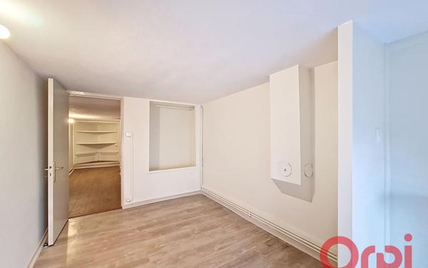 Appartement à louer    5 pièces • 117 m2 Lyon 3