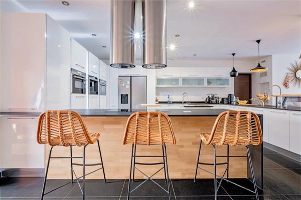 Maison à vendre |  Bordeaux |  7 pièces | 180 m²