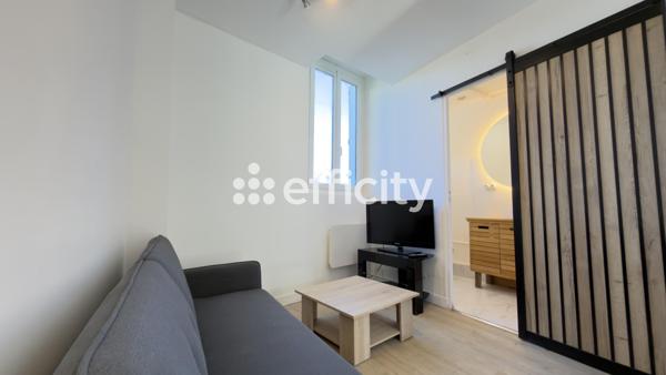Appartement
         2 pièces
        - 32 m² 75 000 € *