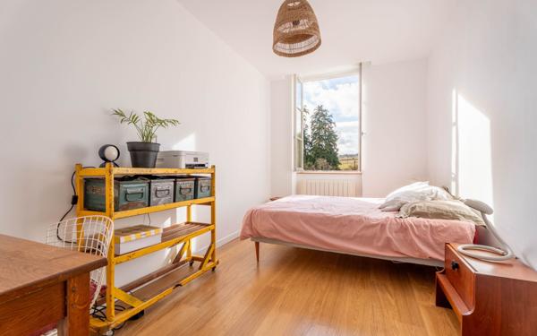 Appartement à vendre    4 pièces • 129 m2 Denicé