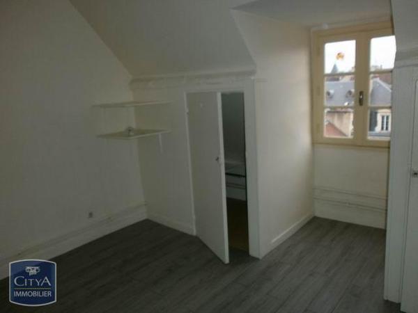 Appartement à louer 3 pièces 82.78m²