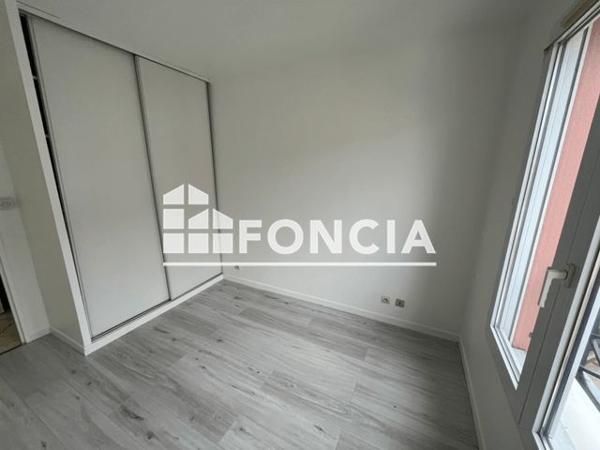 Location Appartement 2 pièces 37.5 m² - 19 RUE MARIE CURIE Chilly - Mazarin 91380