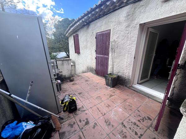 Appartement Nimes 2 pièce(s) 28 m2