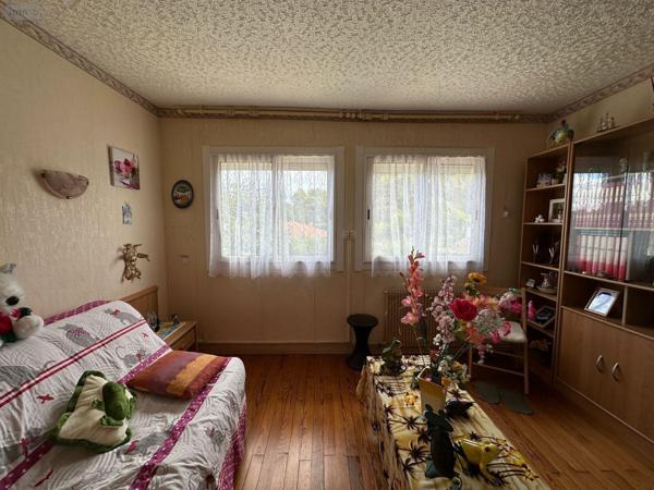 Maison de ville à vendre à Pessac en Gironde (33600), ref : 147/831 Haut Brion-Brivazac