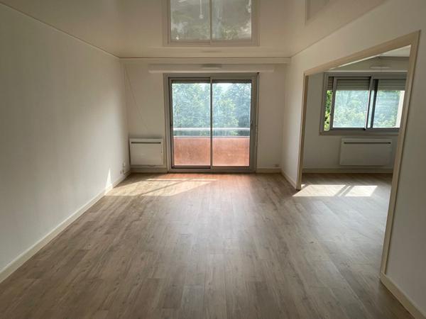 Type 3 - 80 m² Quartier Brou-Victor Hugo cave et parking sécurisé