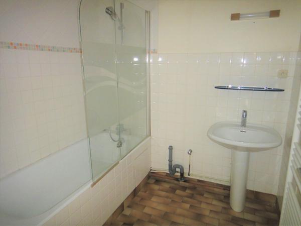 Type 3 - 80 m² Quartier Brou-Victor Hugo cave et parking sécurisé