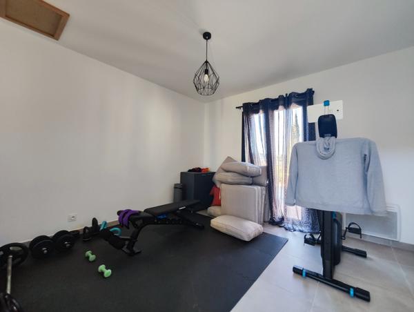 Clermont-l'Hérault (34800) Magnifique Villa T5 de 138m2 sur 1344m2 de terrain avec piscine