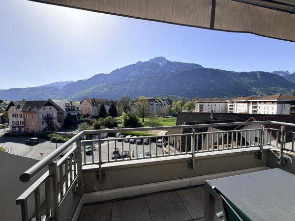 Appartement T4 dernier étage Bonneville : terrasses, vue dégagée, garage, ascenseur (2021)