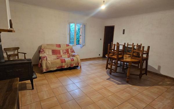 Maison à vendre    4 pièces •  Junas