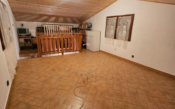 Maison à vendre    4 pièces •  Junas