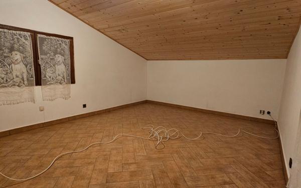 Maison à vendre    4 pièces •  Junas