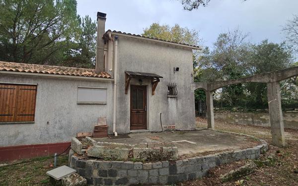 Maison à vendre    4 pièces •  Junas