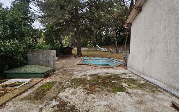 Maison à vendre    4 pièces •  Junas