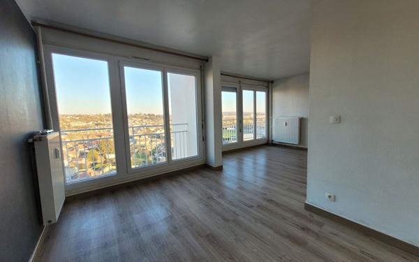 Appartement à louer    4 pièces • 77,72 m2 Montataire