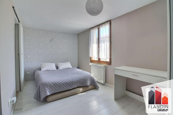 Maison avec jardin et garage quartier fée des eaux