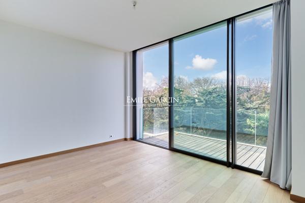 A vendre - Appartement - 160 m² - Paris - 75014 - Parc Montsouris  - terrasse de 90 m²