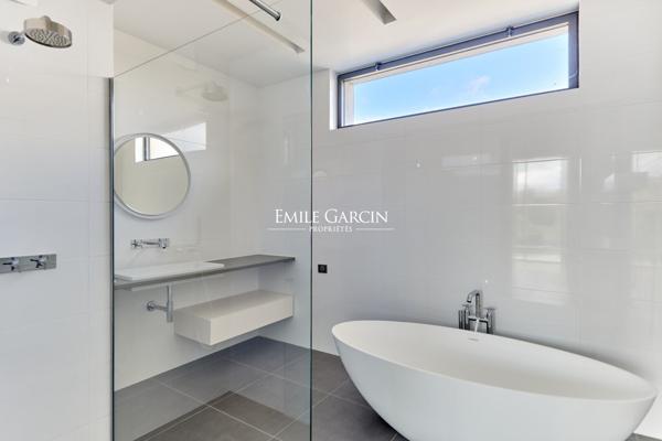 A vendre - Appartement - 160 m² - Paris - 75014 - Parc Montsouris  - terrasse de 90 m²
