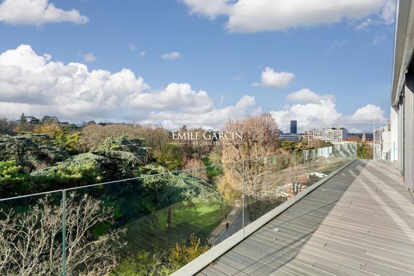 A vendre - Appartement - 160 m² - Paris - 75014 - Parc Montsouris  - terrasse de 90 m²