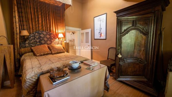 A vendre - Maison de village -à Pernes Les Fontaines - avec charme, cour et au calme