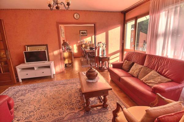 Appartement 5 pièces 90,86 m2 THIAIS Pavé de Grignon