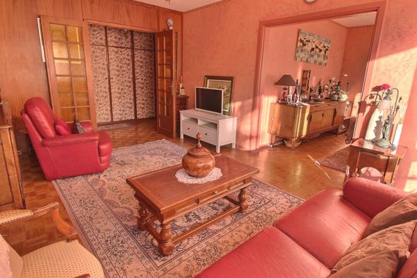 Appartement 5 pièces 90,86 m2 THIAIS Pavé de Grignon