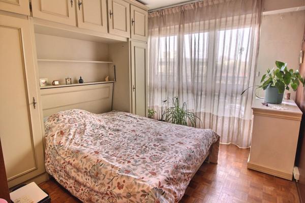 Appartement 5 pièces 90,86 m2 THIAIS Pavé de Grignon