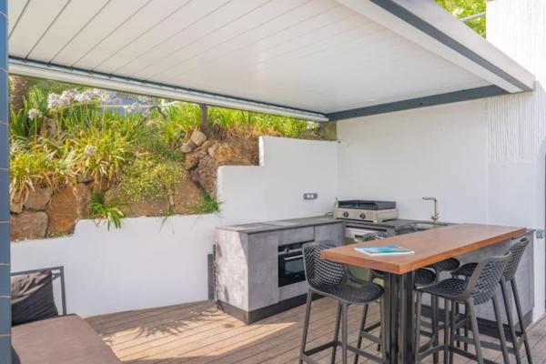 Maison 8 pièces 342 m2