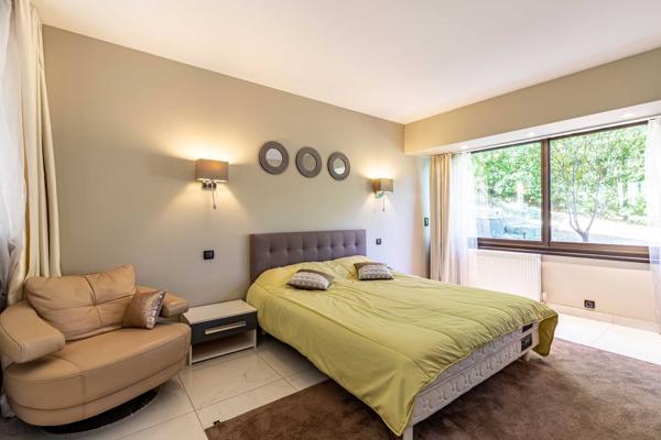 Maison 8 pièces 342 m2