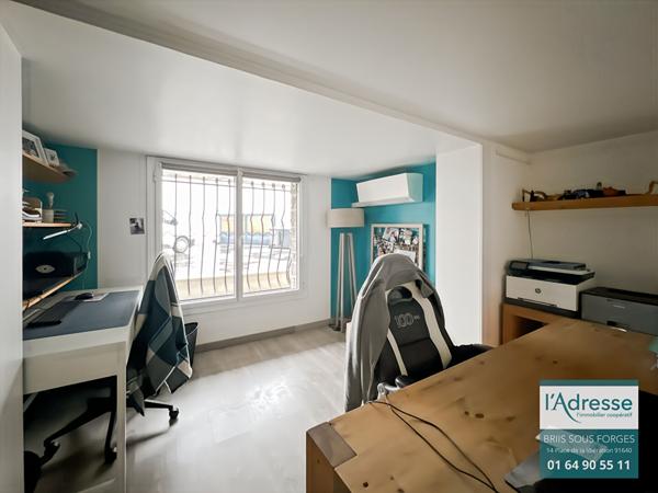Maison familiale rénovée grande pièce de vie 48m² 4 chambres grand atelier et carport
