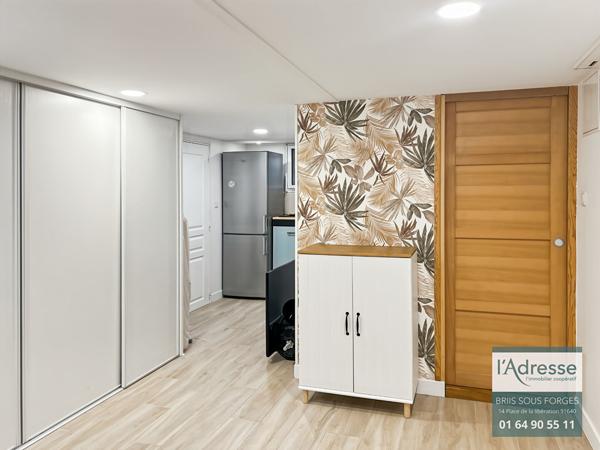 Maison familiale rénovée grande pièce de vie 48m² 4 chambres grand atelier et carport