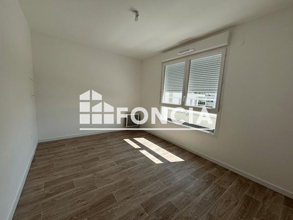 Location Appartement 2 pièces 41.97 m² - 86-90 BOULEVARD JEAN JAURES Joue-les-tours 37300