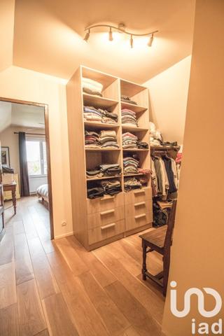 Maison 6 pièces de 167 m² à Nanteuil-lès-Meaux (77100)