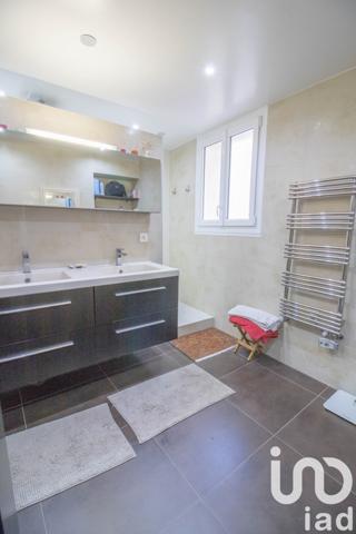 Maison 6 pièces de 167 m² à Nanteuil-lès-Meaux (77100)