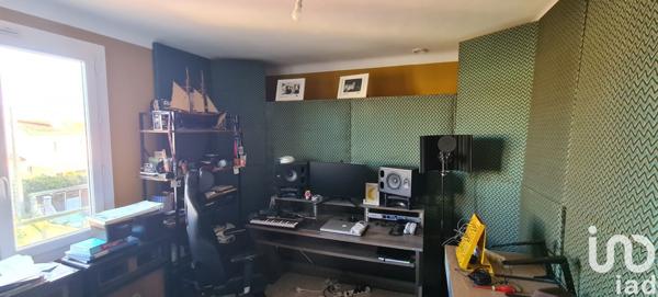 Maison 6 pièces de 122 m² à Thuir (66300)