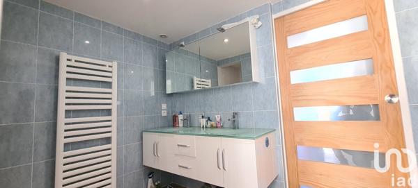 Maison 6 pièces de 122 m² à Thuir (66300)