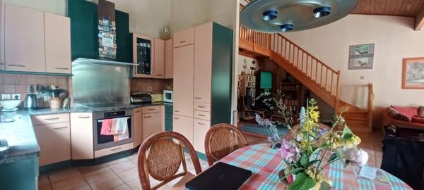 Challex (01630) Maison individuelle 190 m2 garage et jardin