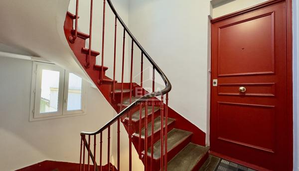 A VENDRE CHARMANT 2/3P ATYPIQUE 35M2 DUPLEX 3E DERN.ETAGE PARIS 10E GONCOURT BELLEVILLE