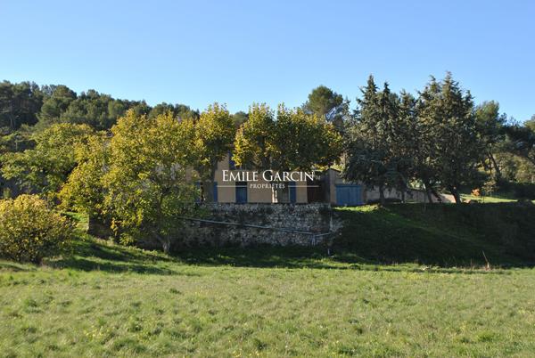 A vendre - Propriété sur 4 hectares - Aix-en-Provence