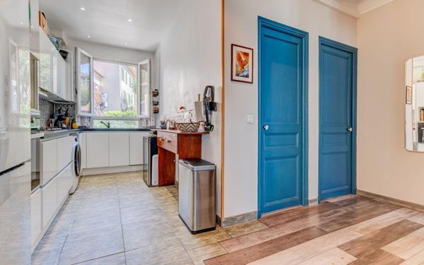 Appartement à vendre    3 pièces • 65 m2 Nice