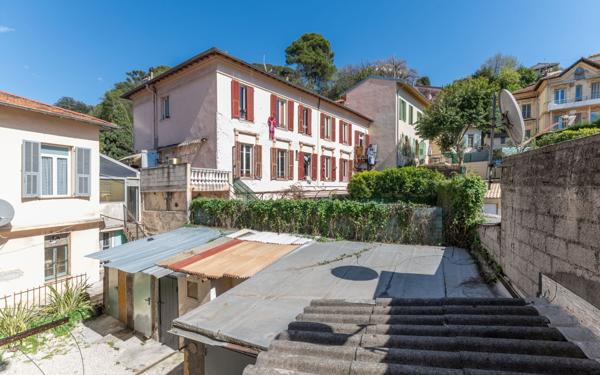 Appartement à vendre    3 pièces • 65 m2 Nice
