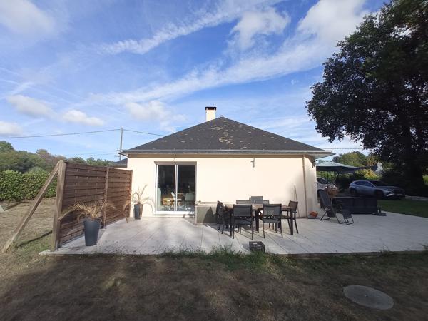 Maison 4 pièces de 100 m2 de plain pied. BRECH , Brech