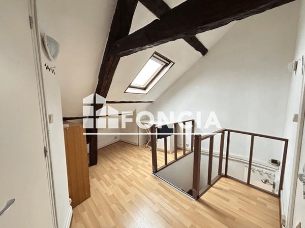 Location Appartement meublé 2 pièces 17.53 m² - 1 PLACE SAINT JULIEN Laon 02000
