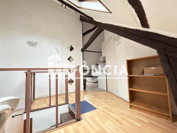 Location Appartement meublé 2 pièces 17.53 m² - 1 PLACE SAINT JULIEN Laon 02000