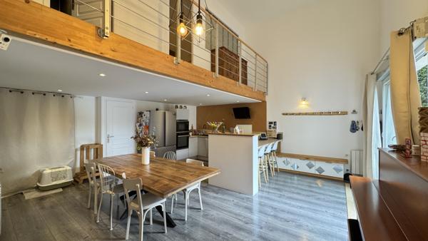 Saint-Étienne (42100) Exclusivité appartement de type loft de 143,55m2 avec terrasse
