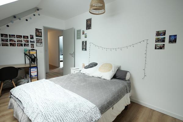 Ensemble immobilier de 366 m2, polyvalent et exceptionnel, jardin de 300 m2. Proche du centre d'Angers, ce bie , Angers