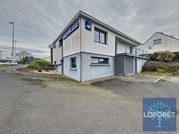 Location local commercial Les Herbiers - 216 m² - 2 800 €/mois